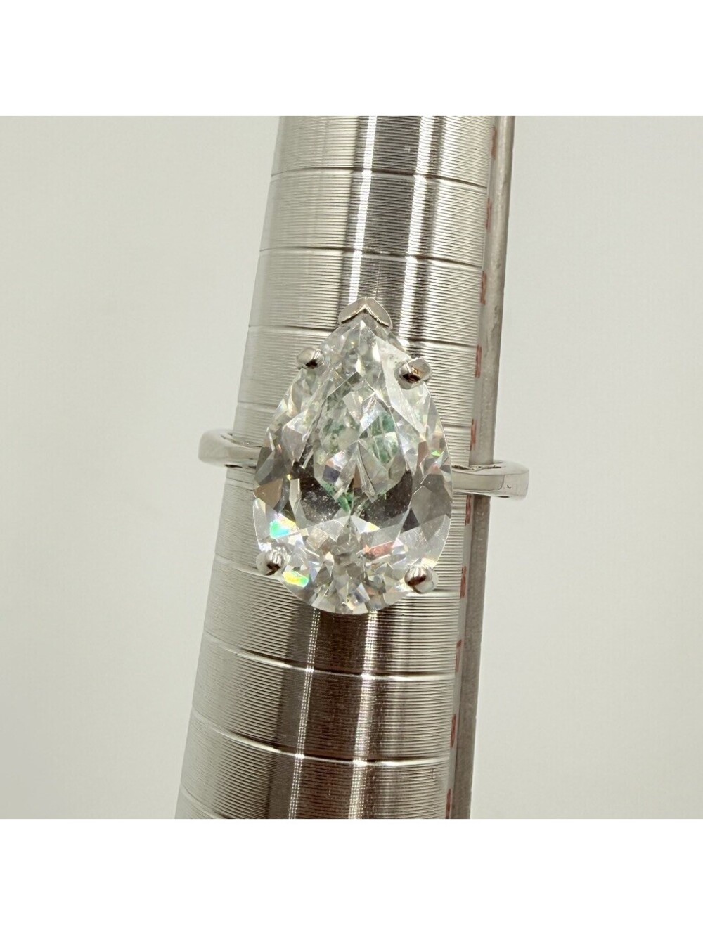 VTG Camrose & Kross JBK Jackie Kennedy Pear Cut Crystal Solitaire Ring 7